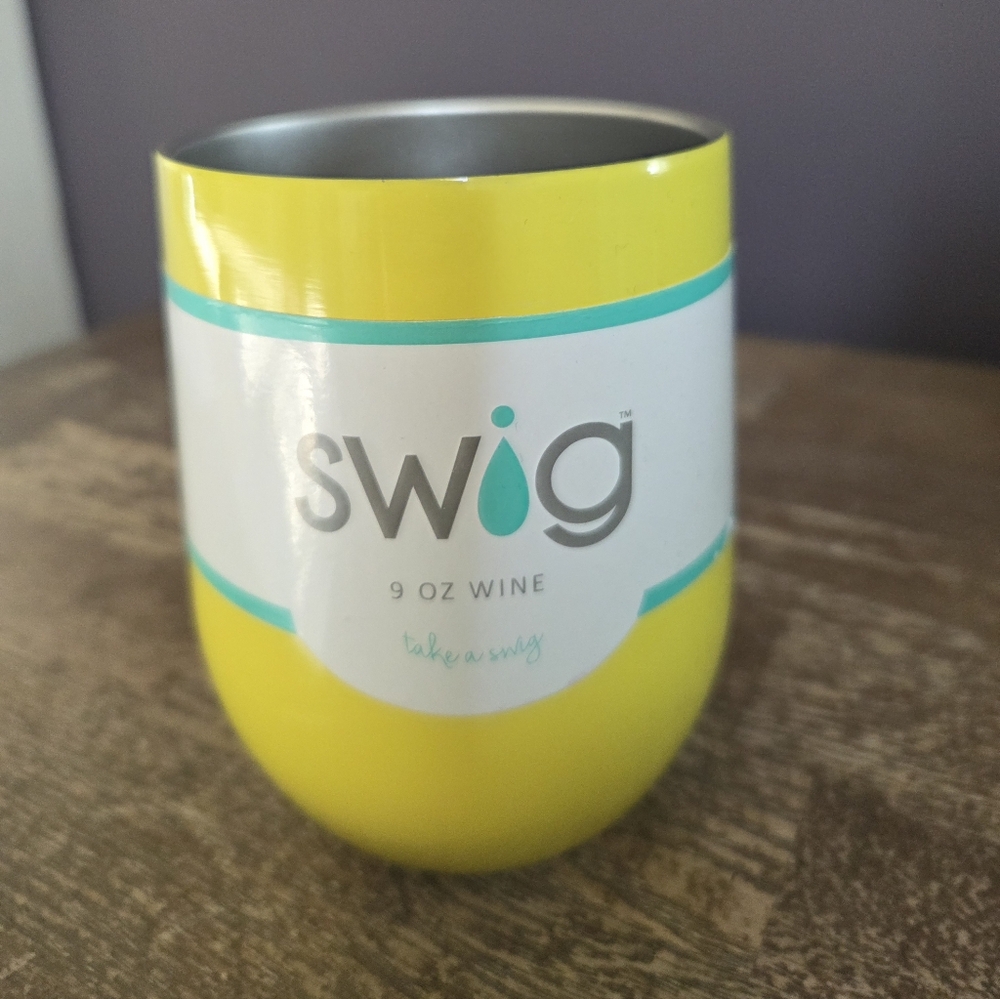 Nwt Swig 9oz Wine Cup